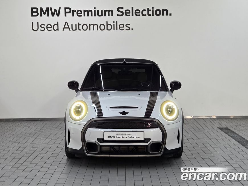 Mini Cooper Convertible 2024