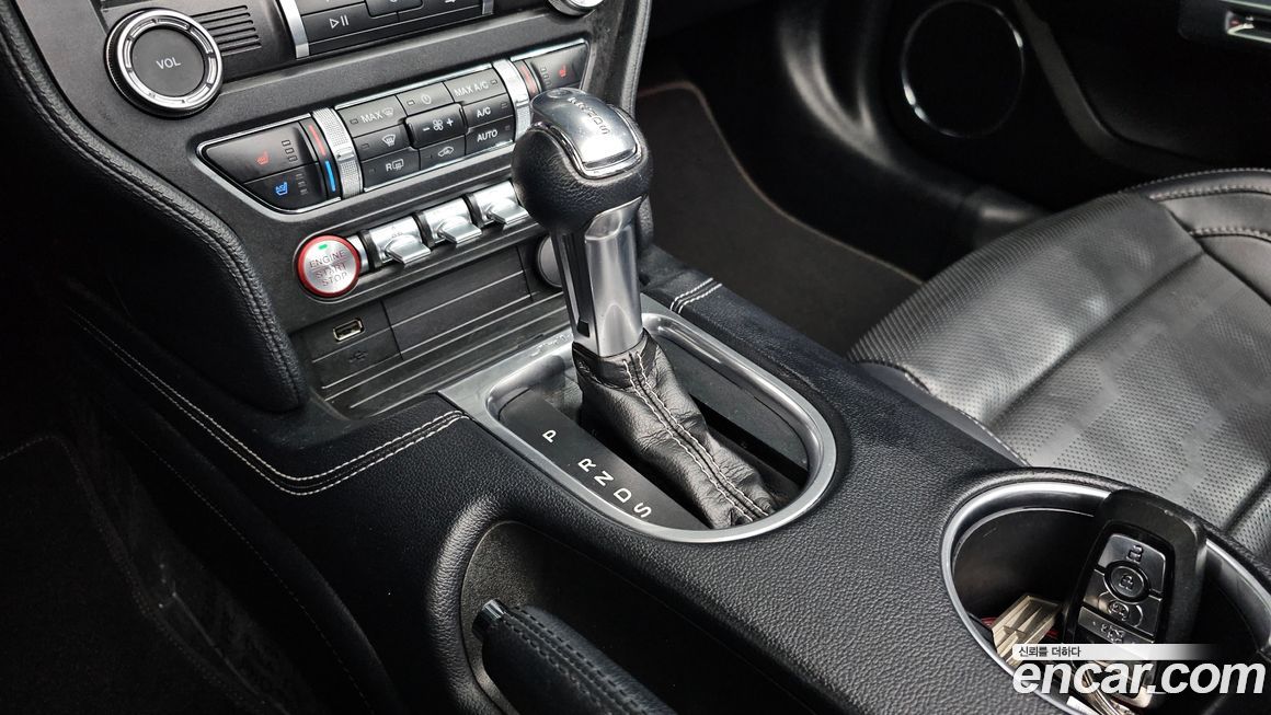 Ford Mustang 2022