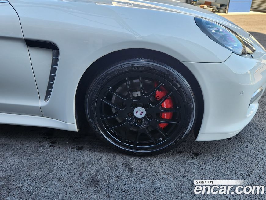 Porsche Panamera 2011