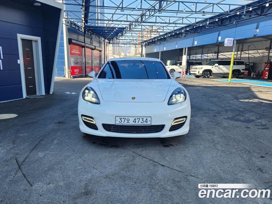 Porsche Panamera 2011