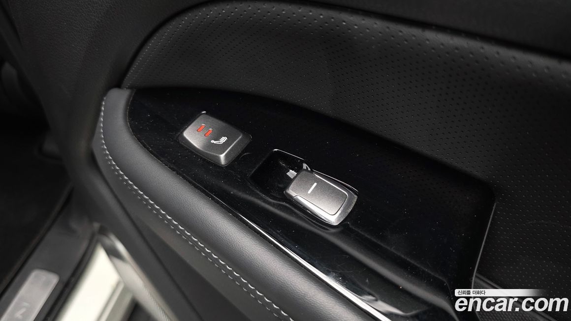 KG_Mobility_Ssangyong Rexton 2018