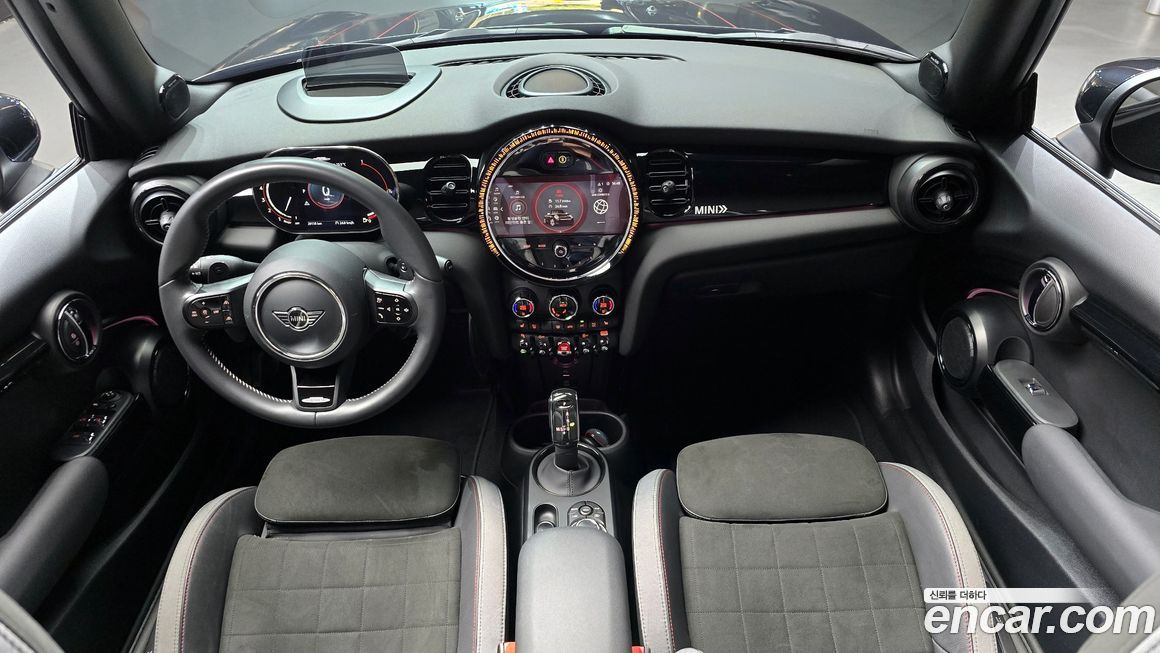 Mini Cooper Convertible 2023