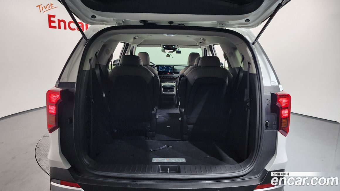 Kia Canival 2024