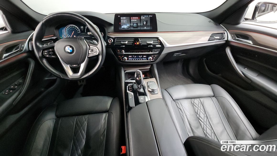 BMW 5-Series 2017