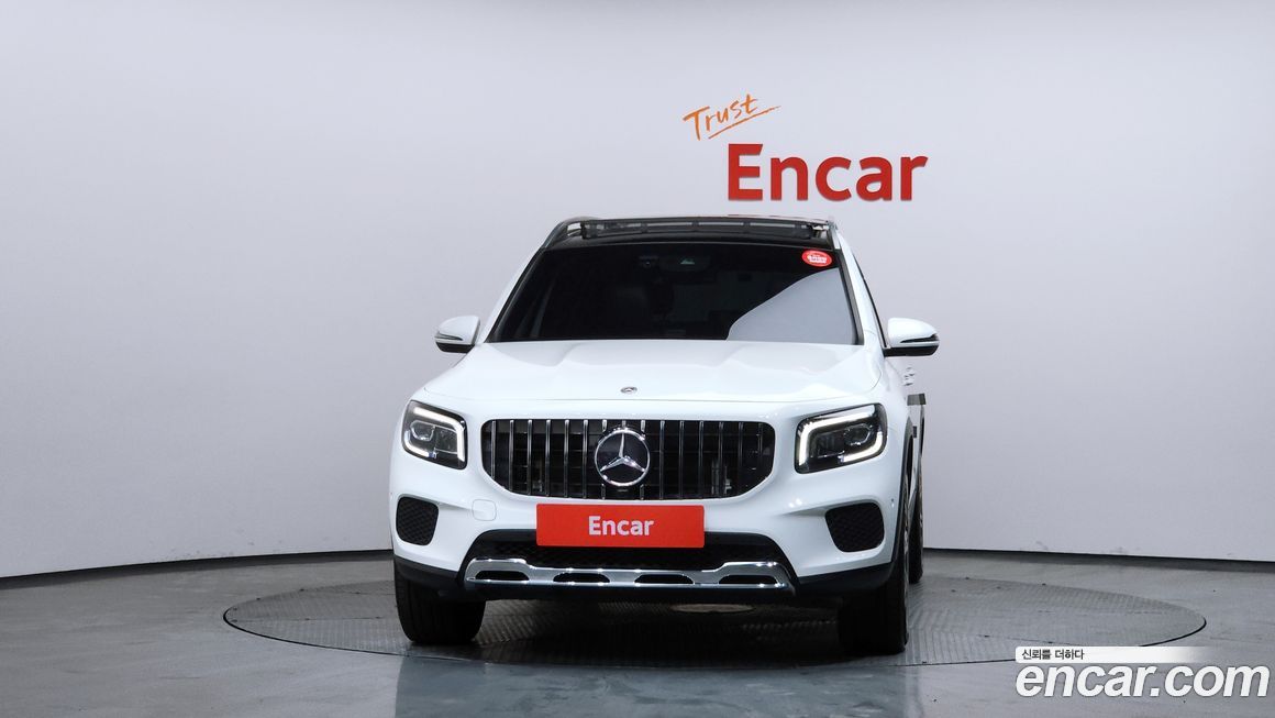 Mercedes-Benz GLB-Class 2021