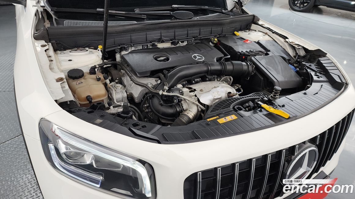 Mercedes-Benz GLB-Class 2021