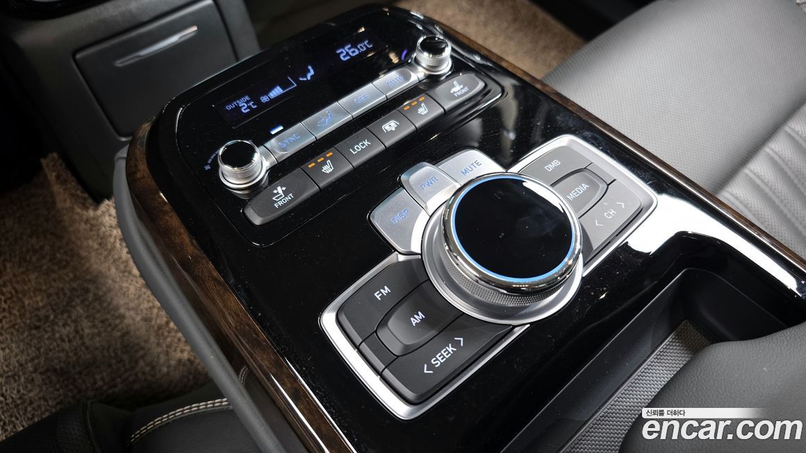 Genesis G90 2019