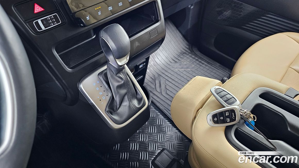 Hyundai Staria 2023