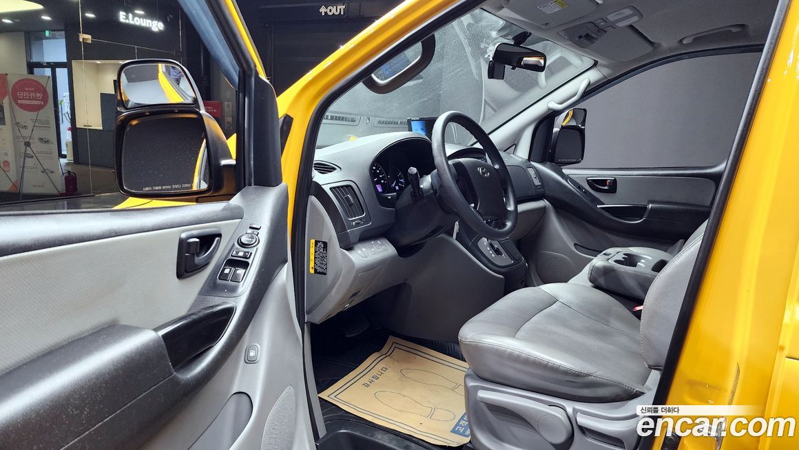 Hyundai Starex 2019