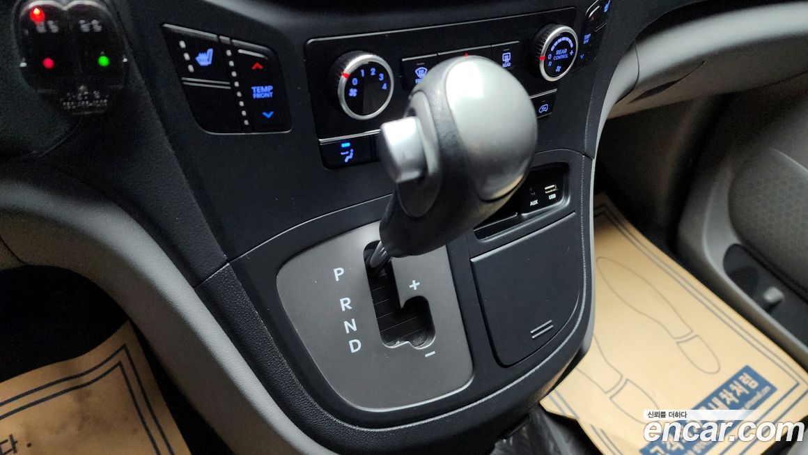 Hyundai Starex 2019