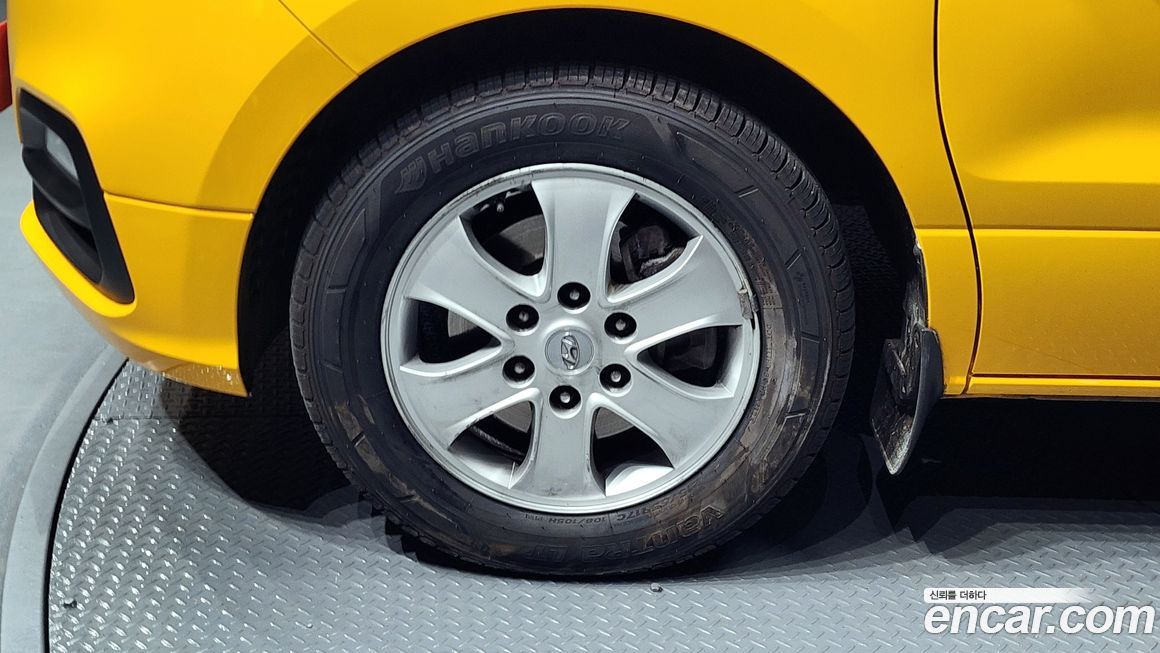 Hyundai Starex 2019