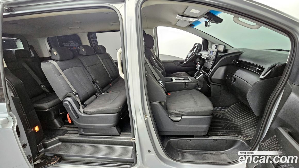 Hyundai Staria 2022