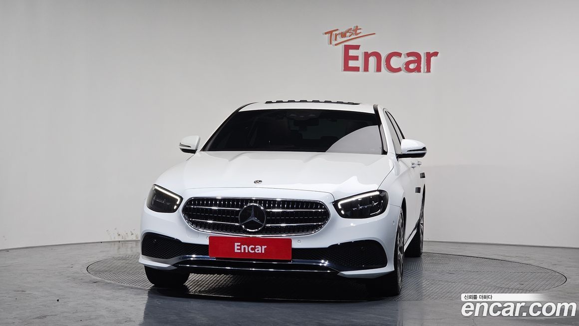 Mercedes-Benz E-Class 2021