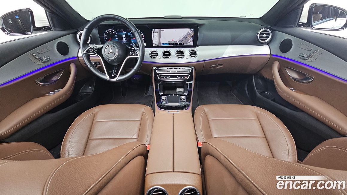 Mercedes-Benz E-Class 2021