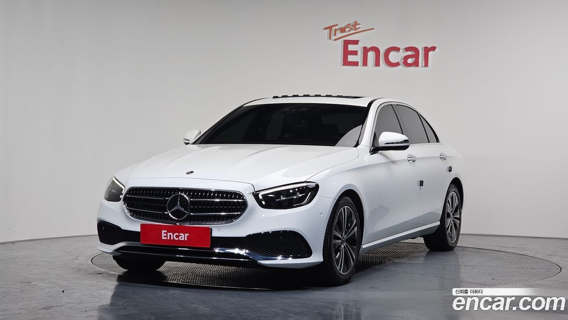 Mercedes-Benz E-Class 2021