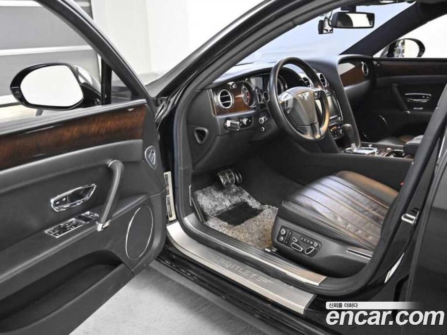 Bentley Flying Spur 2015