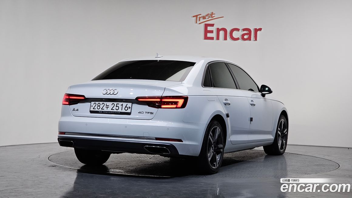 Audi A4 2019