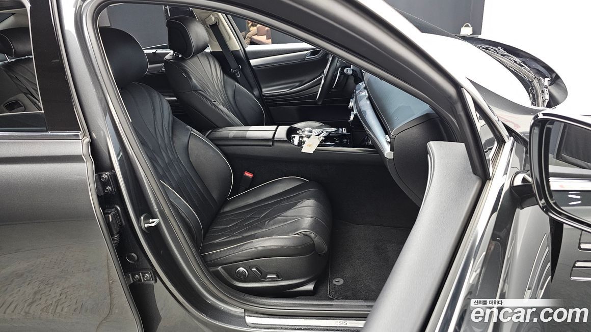Genesis G80 2021