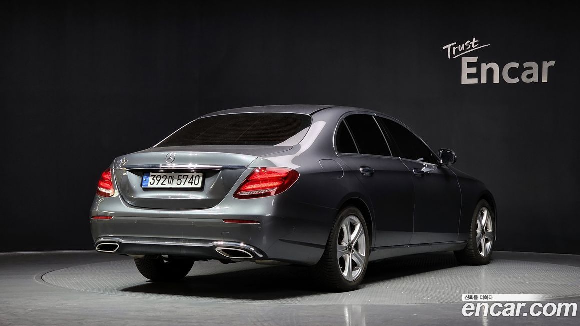 Mercedes-Benz E-Class 2018