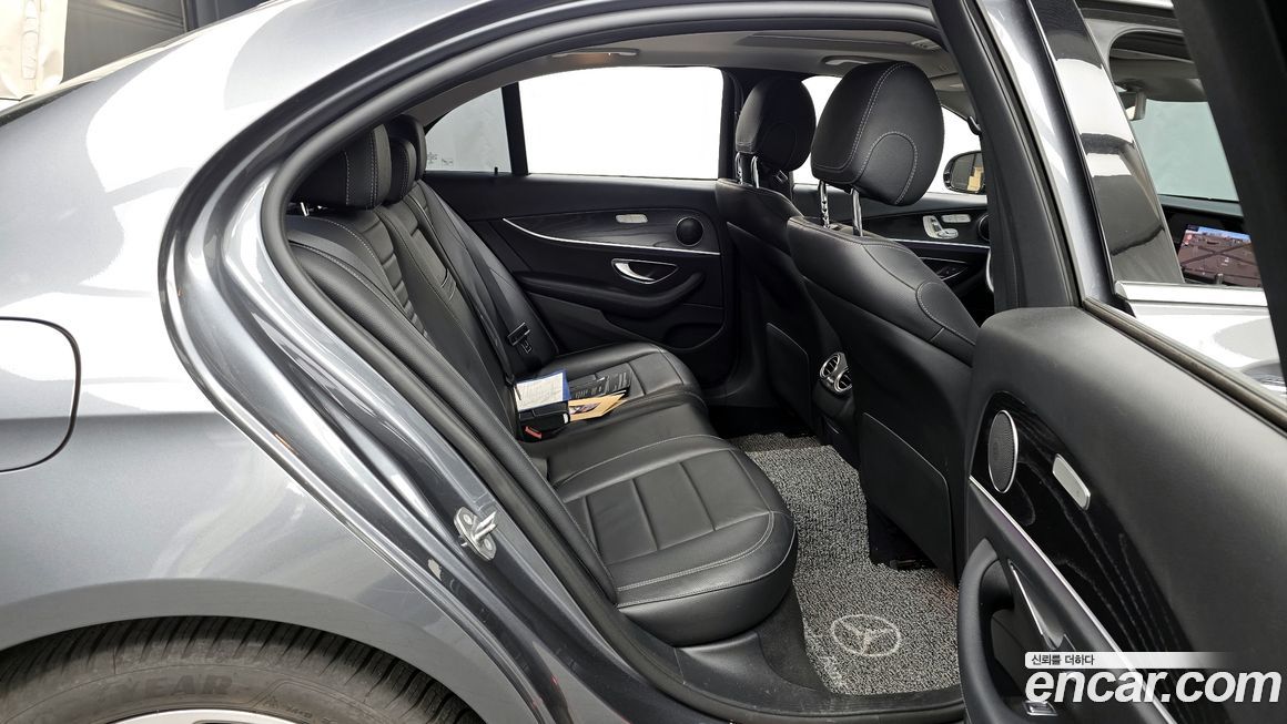 Mercedes-Benz E-Class 2018