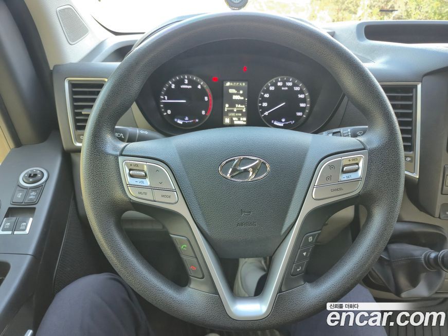 Hyundai Solati 2017