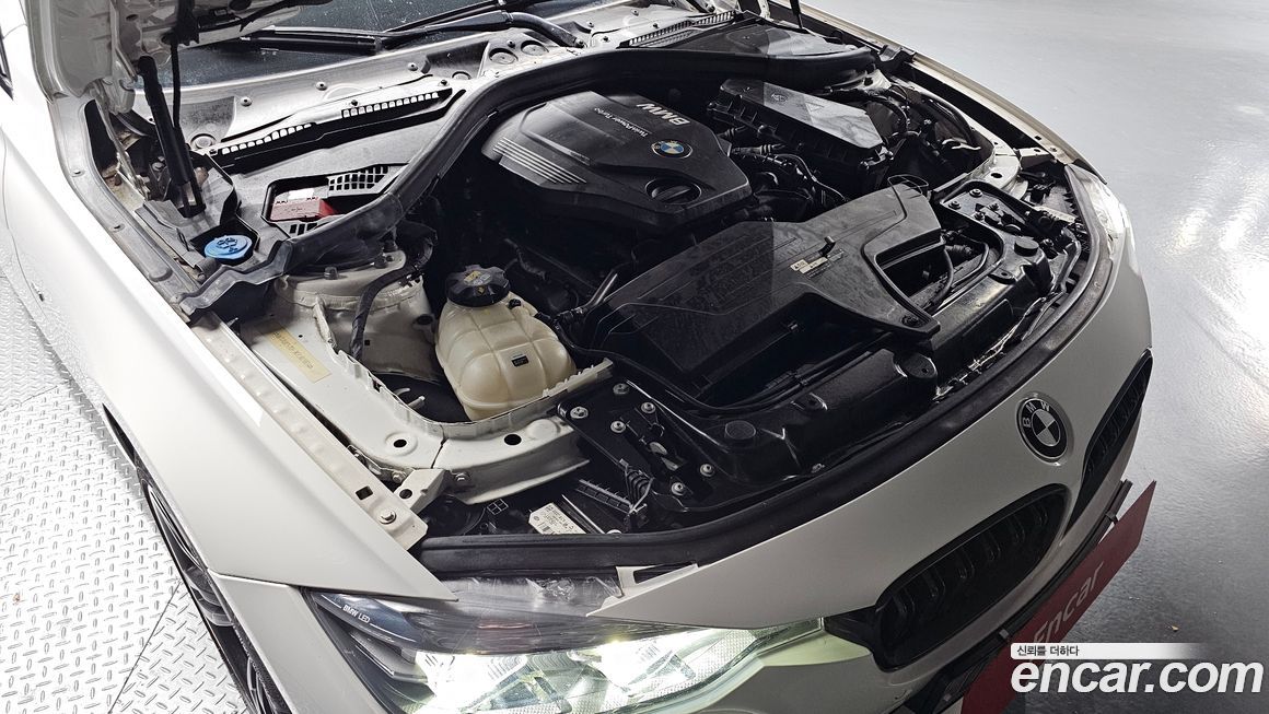 BMW 3-Series 2018