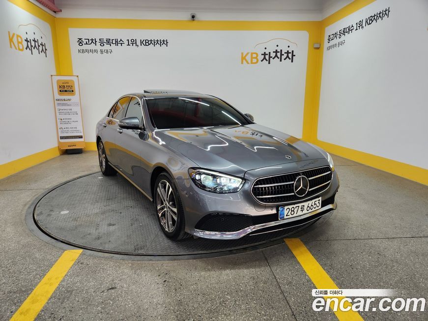 Mercedes-Benz E-Class 2021