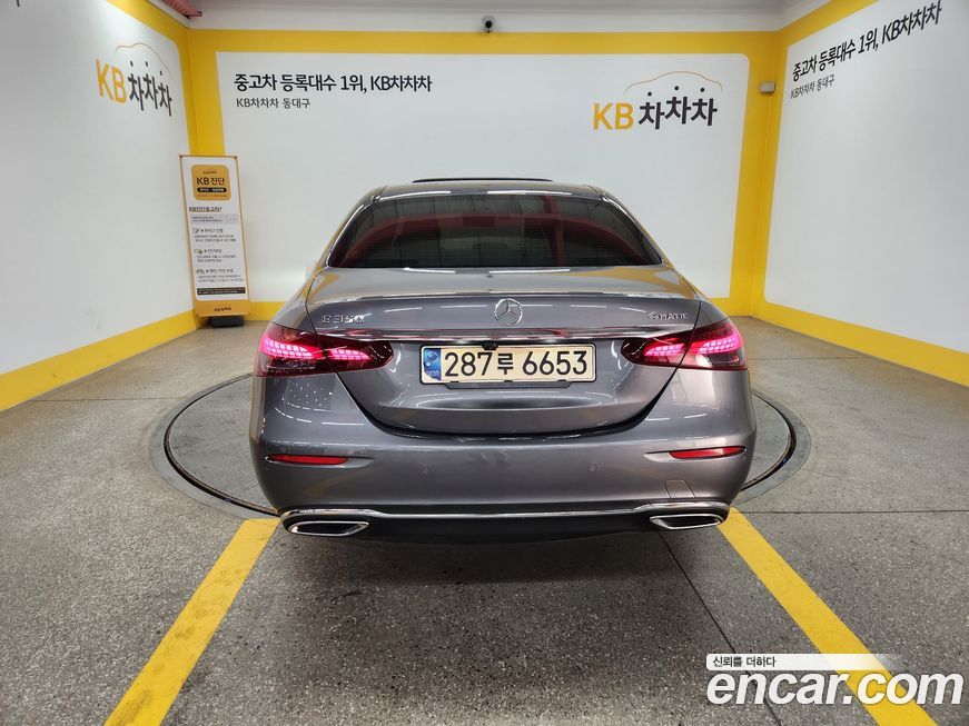 Mercedes-Benz E-Class 2021