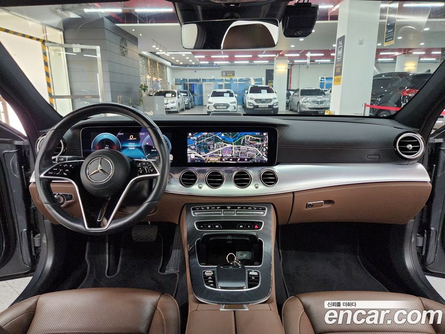 Mercedes-Benz E-Class 2021