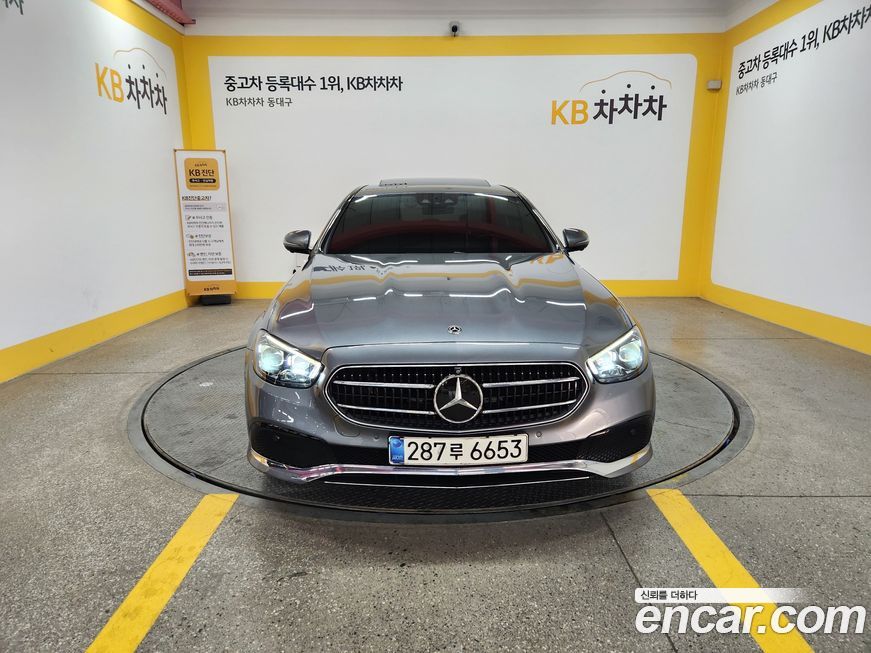 Mercedes-Benz E-Class 2021
