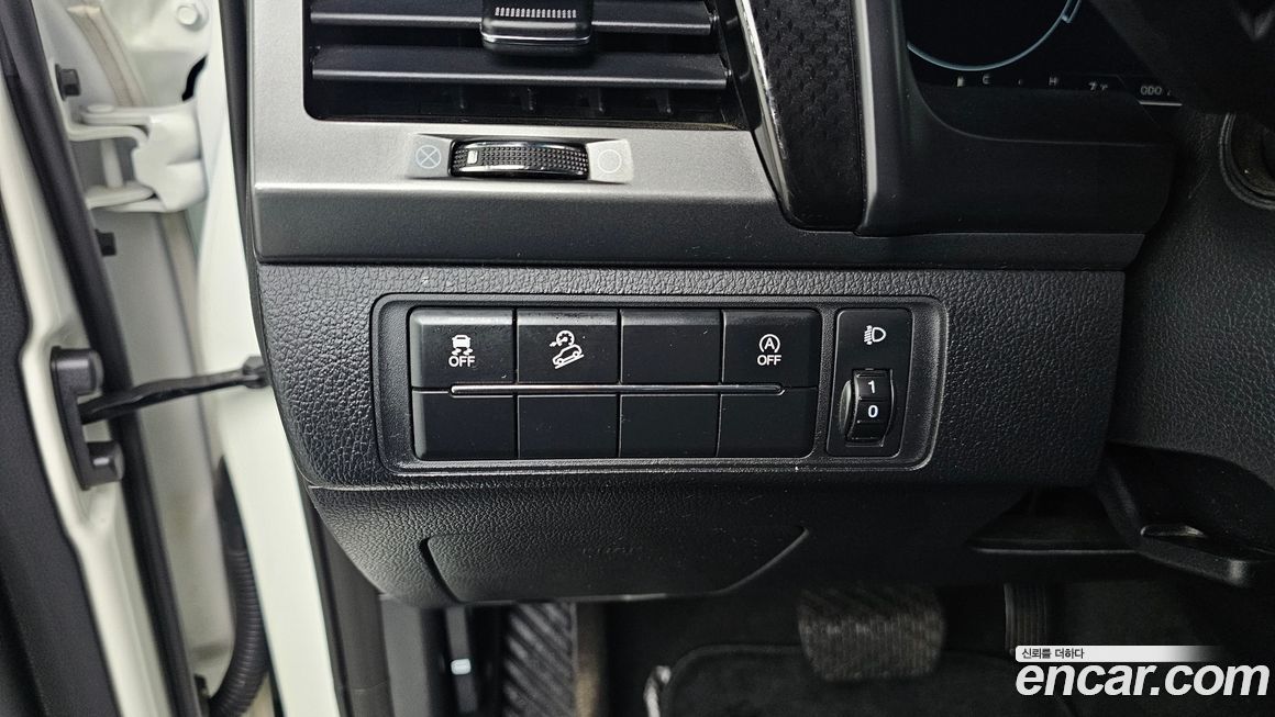 KG_Mobility_Ssangyong Rexton 2023