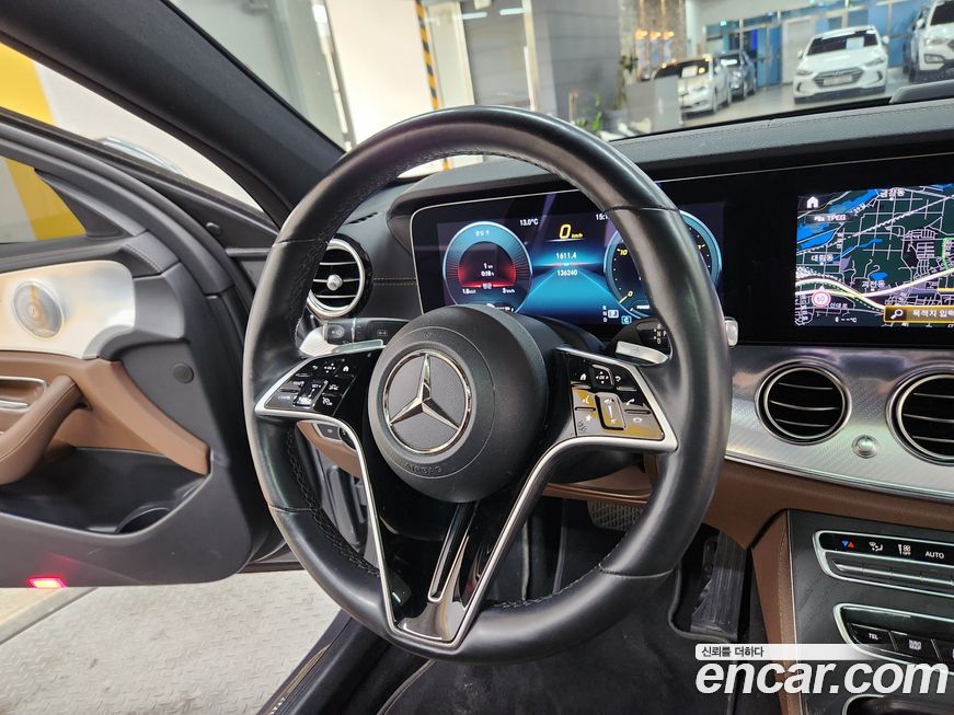 Mercedes-Benz E-Class 2021