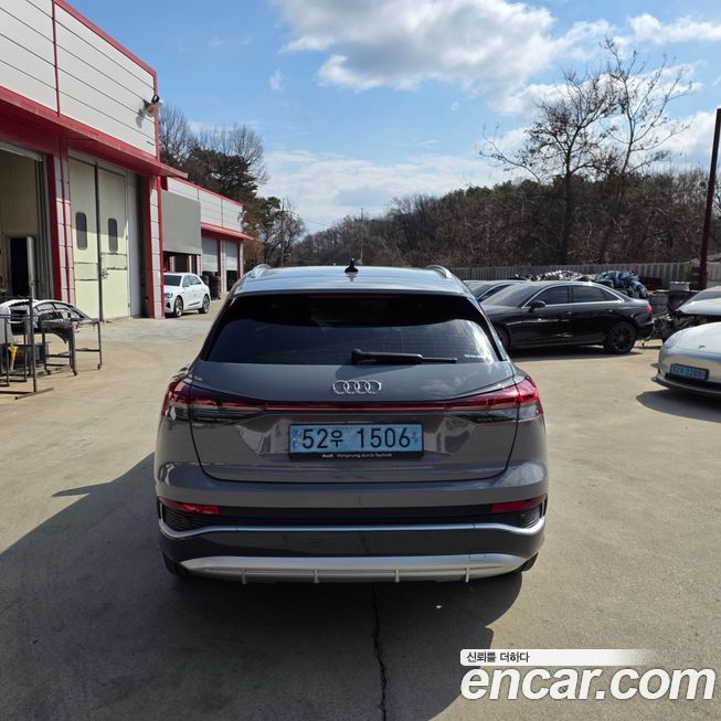 Audi Q4 e-tron 2023