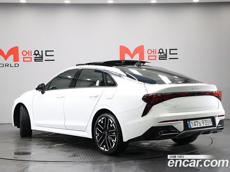 Kia K5 2025