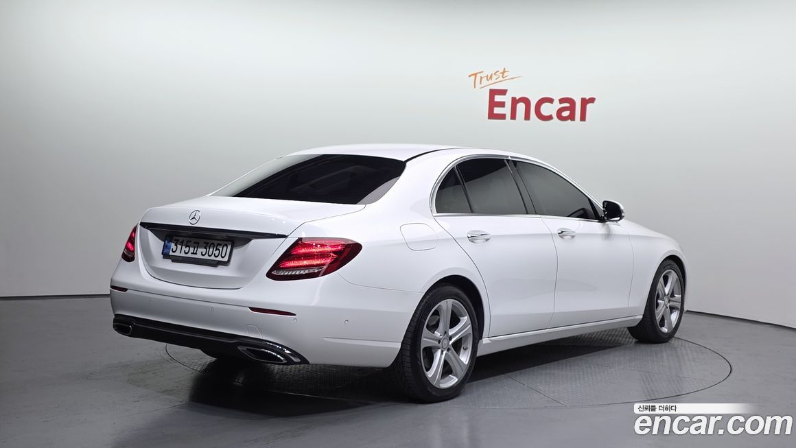 Mercedes-Benz E-Class 2017