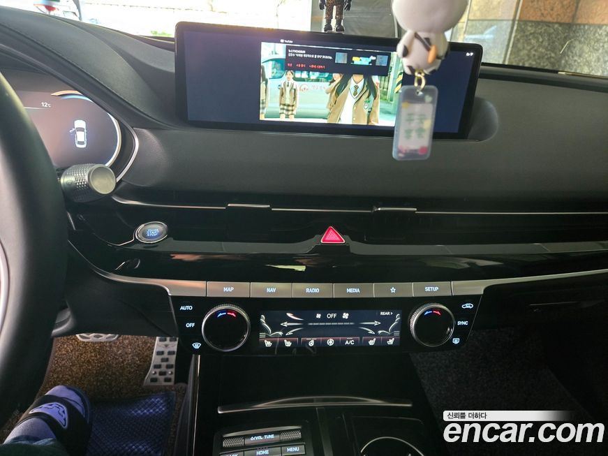Genesis G80 2021