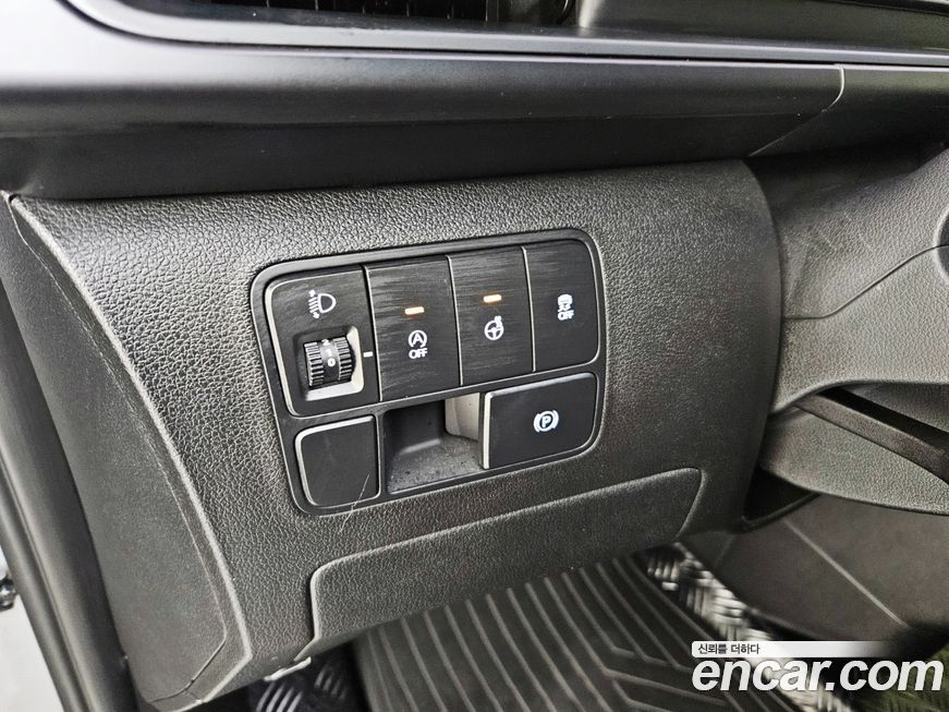 Hyundai Staria 2023