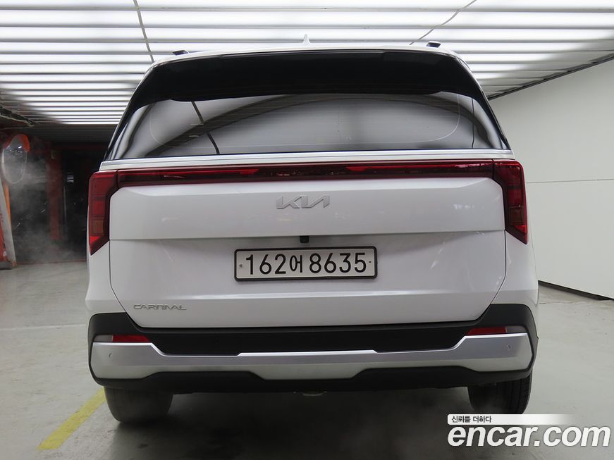 Kia Canival 2024
