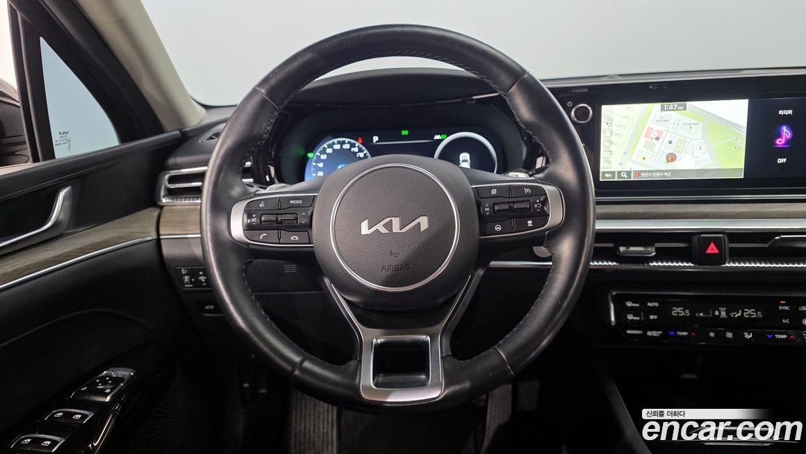 Kia K5 2023