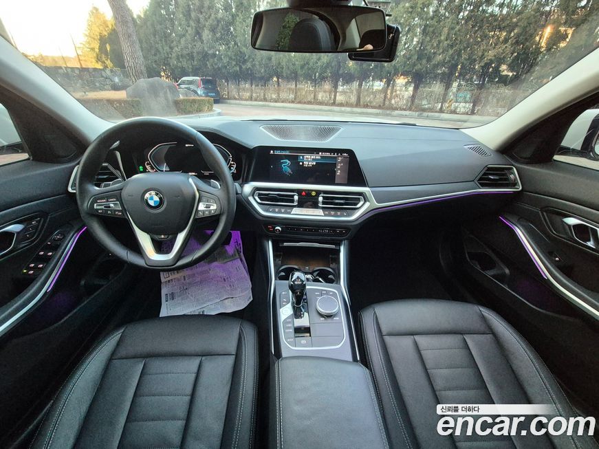 BMW 3-Series 2021