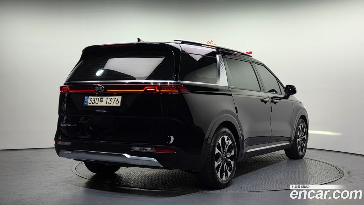Kia Canival 2021