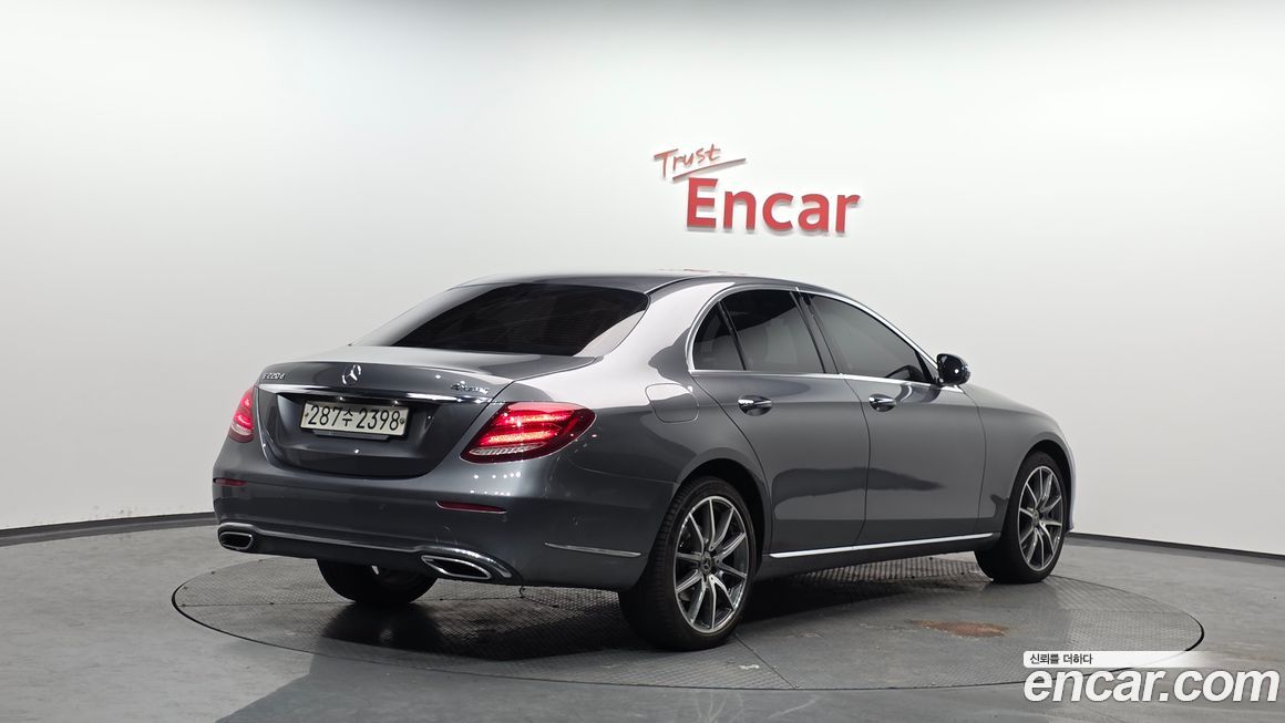 Mercedes-Benz E-Class 2019