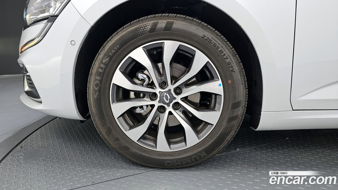 Renault-KoreaSamsung SM6 2025