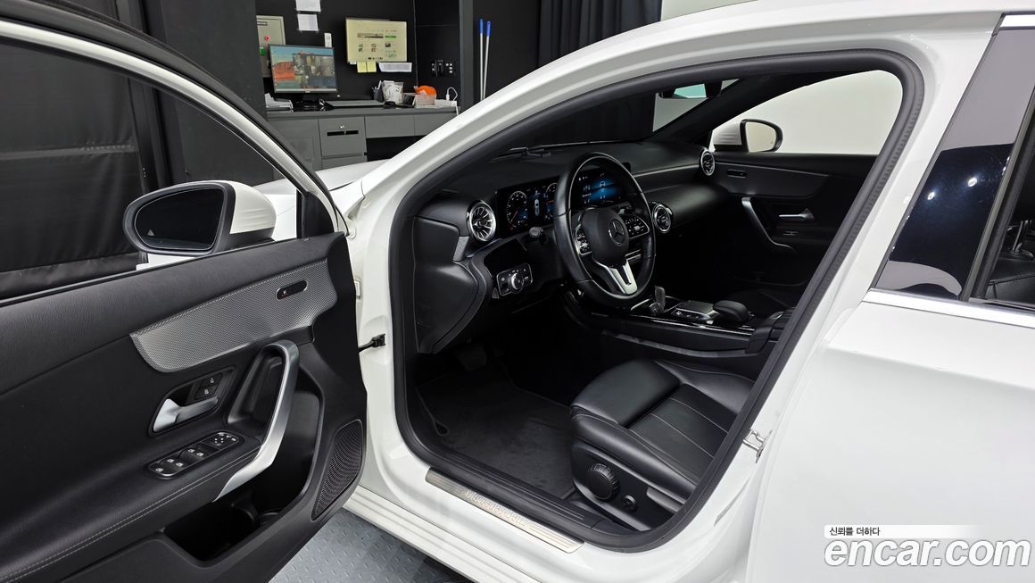 Mercedes-Benz A-Class 2022