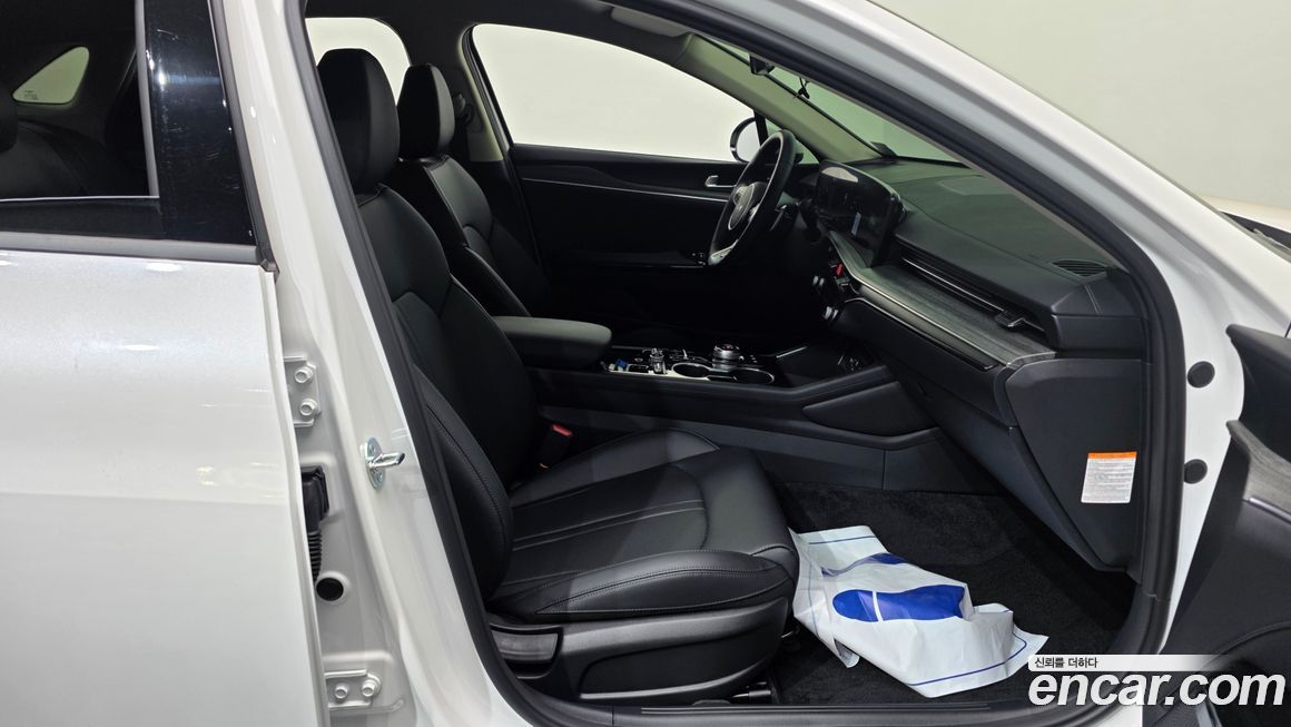 Kia K5 2025