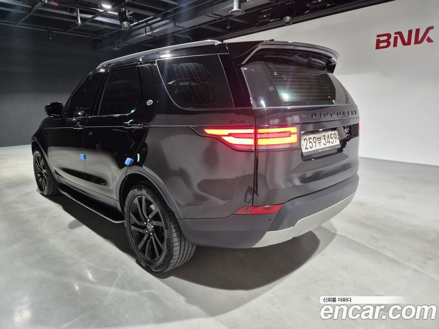 Land Rover Discovery 2017