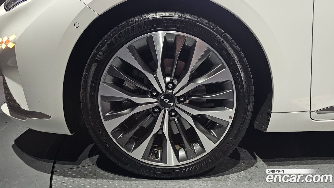 Kia K8 2023