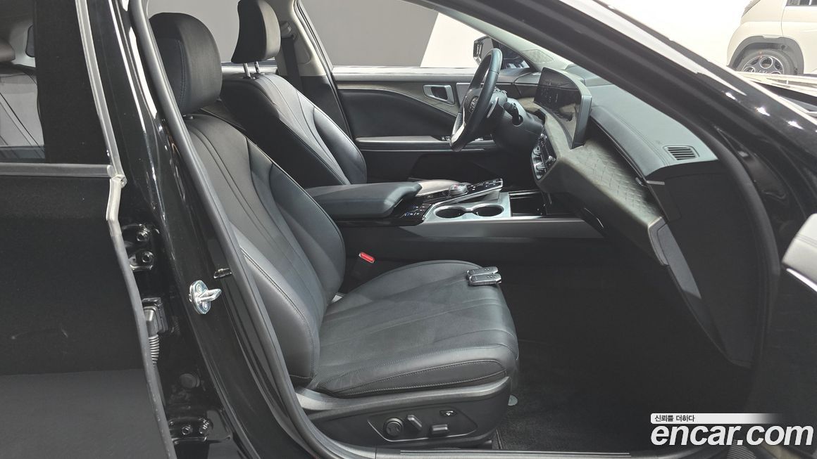 Kia K8 2023