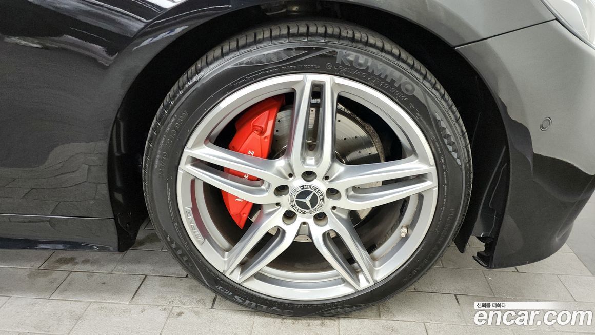 Mercedes-Benz E-Class 2019