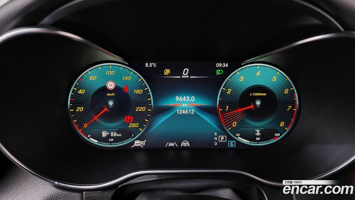 Mercedes-Benz GLC-Class 2020